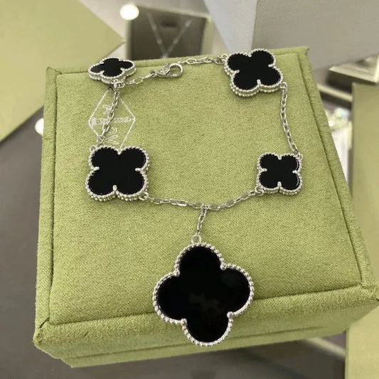 CLOVER 5 MOTIFS SILVER ONYX BRACELET