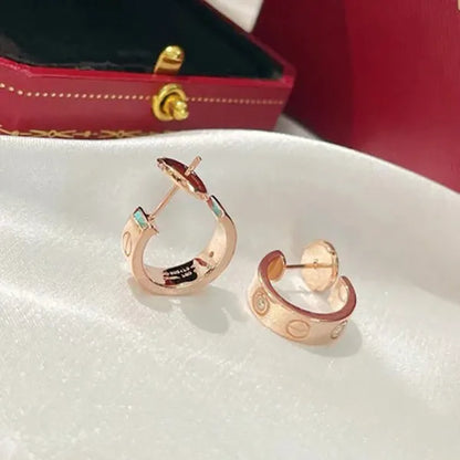 LOVE EARRINGS 5.7MM 2 DIAMONDS