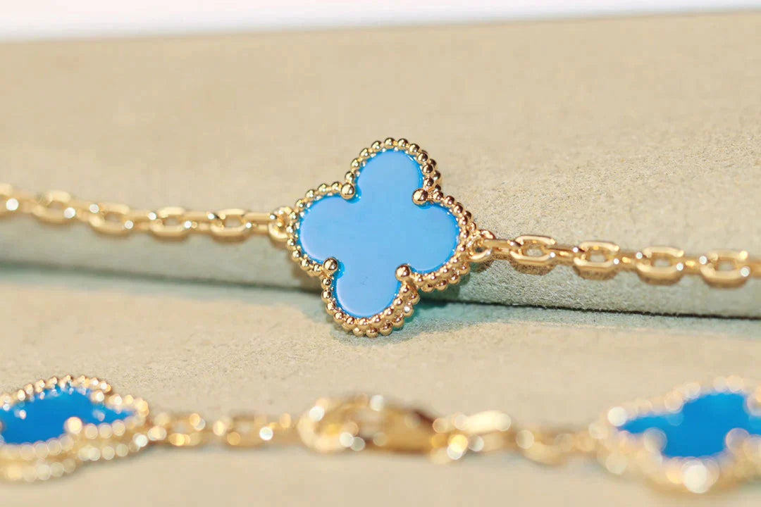 CLOVER 20 MOTIFS TURQUOISE GOLD NECKLACE
