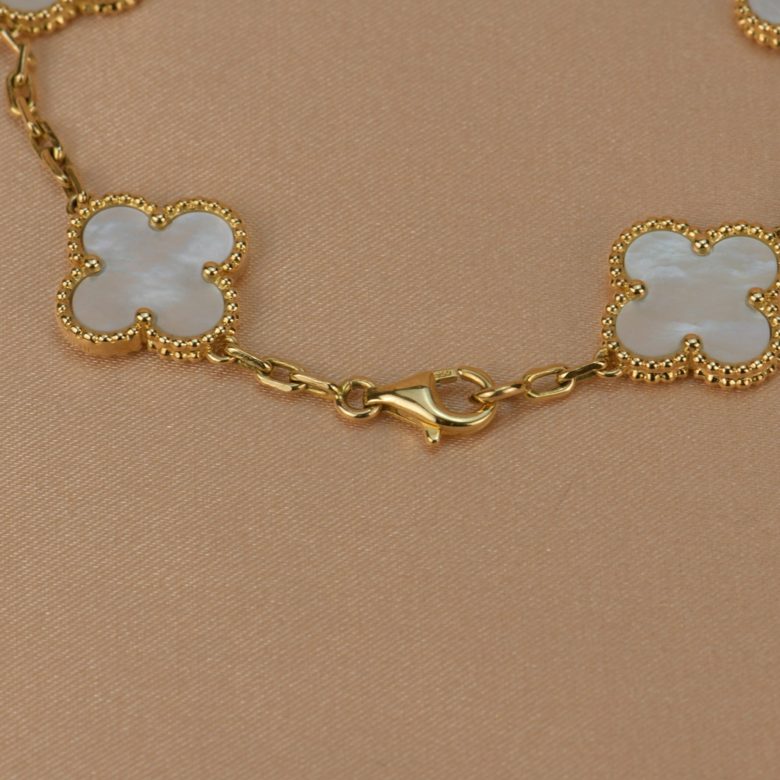 【USED】PEACEMINUSONE PMO CLOVER BRACELET BIGBANG FASHION on X: 