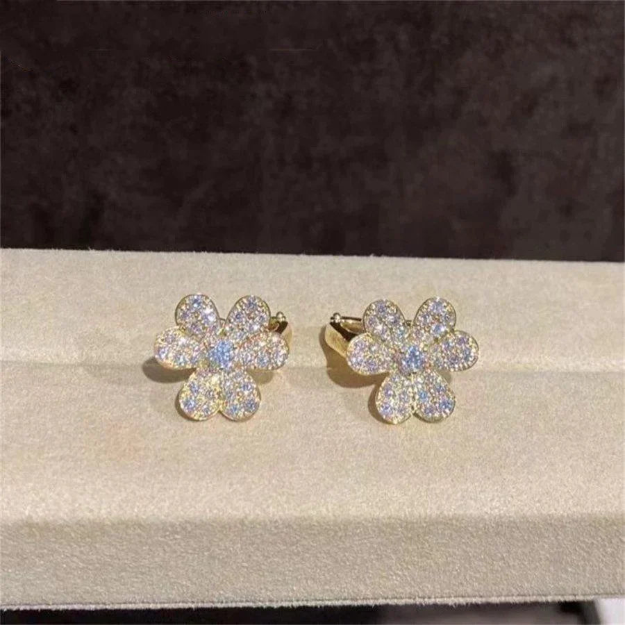 FRIVOLE GOLD FLOWER DIAMOND EARRINGS